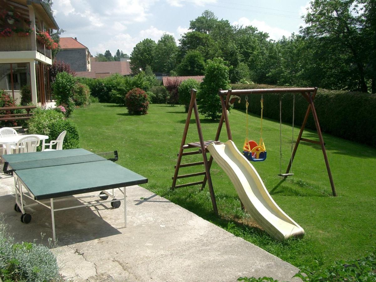 Gite 829 Montagnes Du Jura Avec Spa Et Sauna Classe 3 Etoiles Foncine-le-Haut Exterior foto