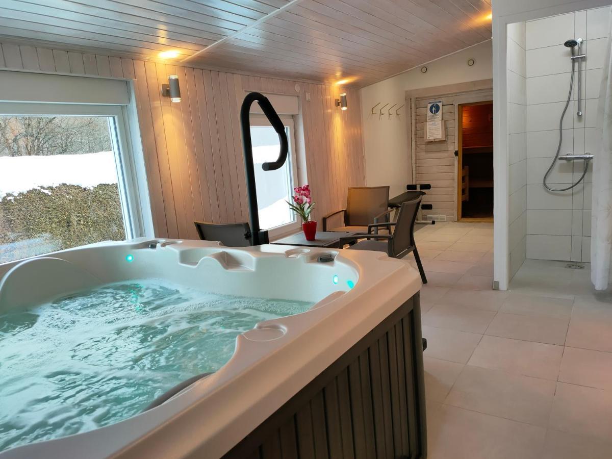 Gite 829 Montagnes Du Jura Avec Spa Et Sauna Classe 3 Etoiles Foncine-le-Haut Exterior foto